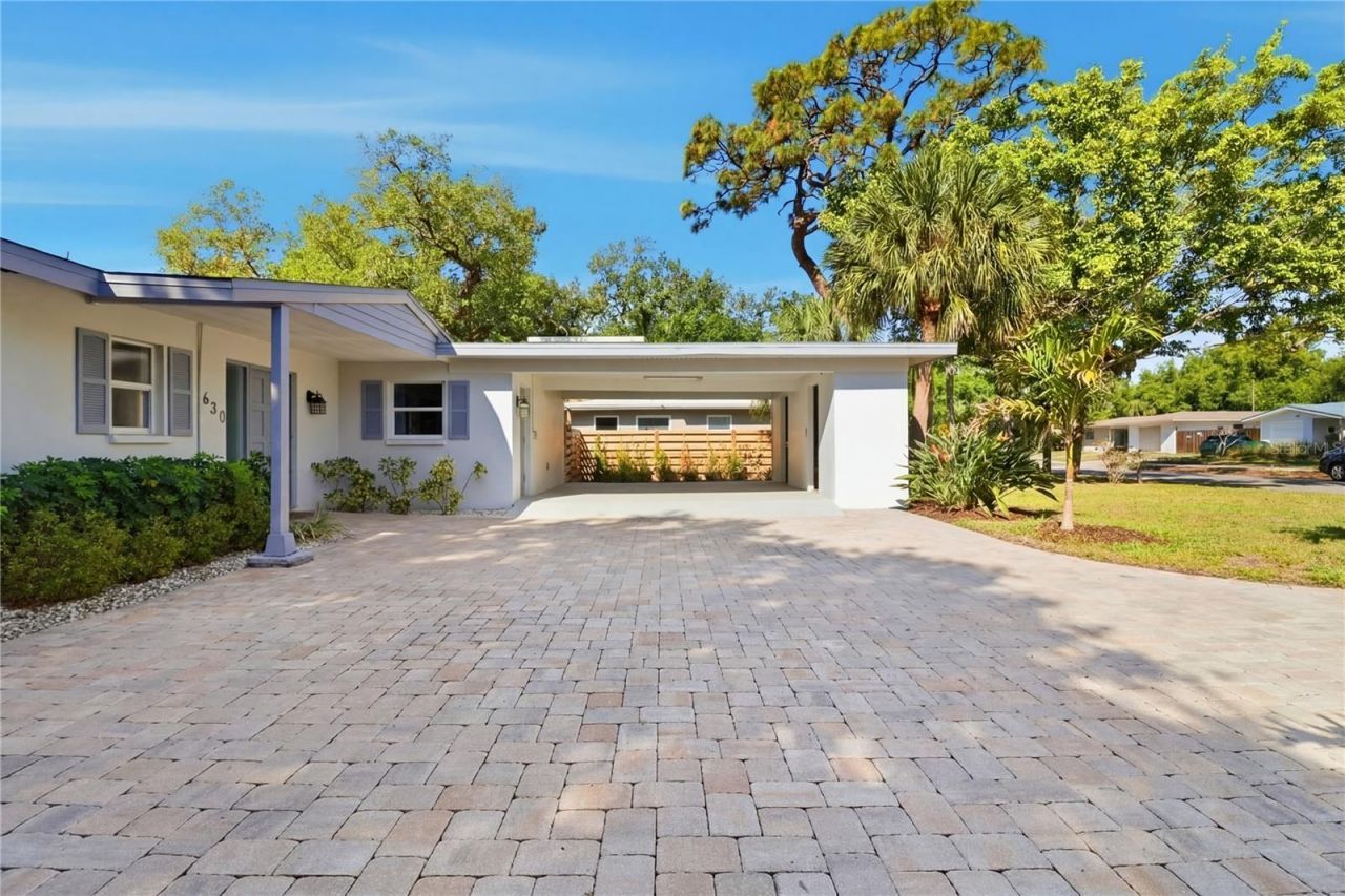 630 Corwood Drive , Sarasota, FL 34234 Photo