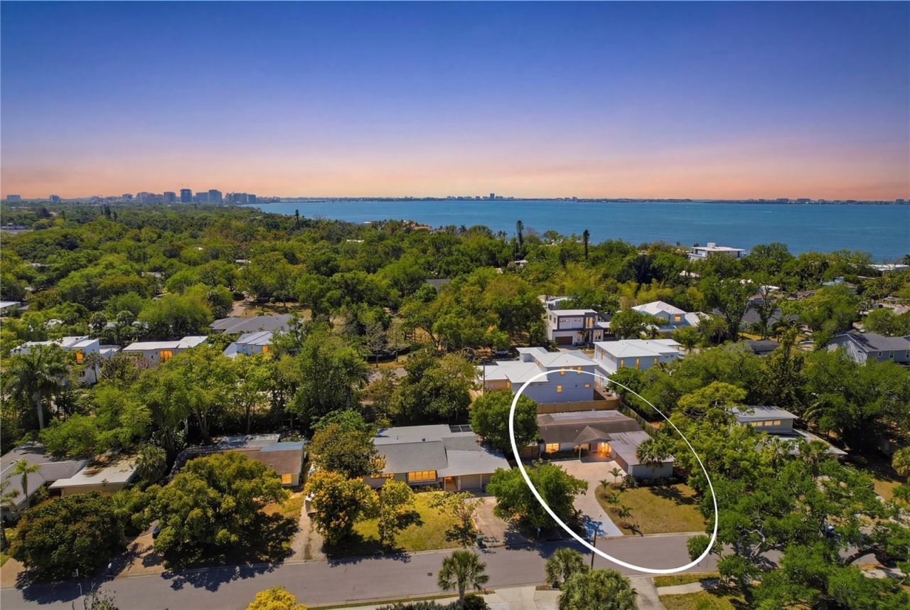 630 Corwood Drive , Sarasota, FL 34234 Photo