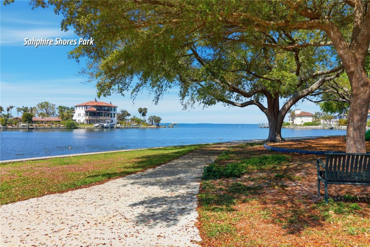 630 Corwood Drive , Sarasota, FL 34234 Photo