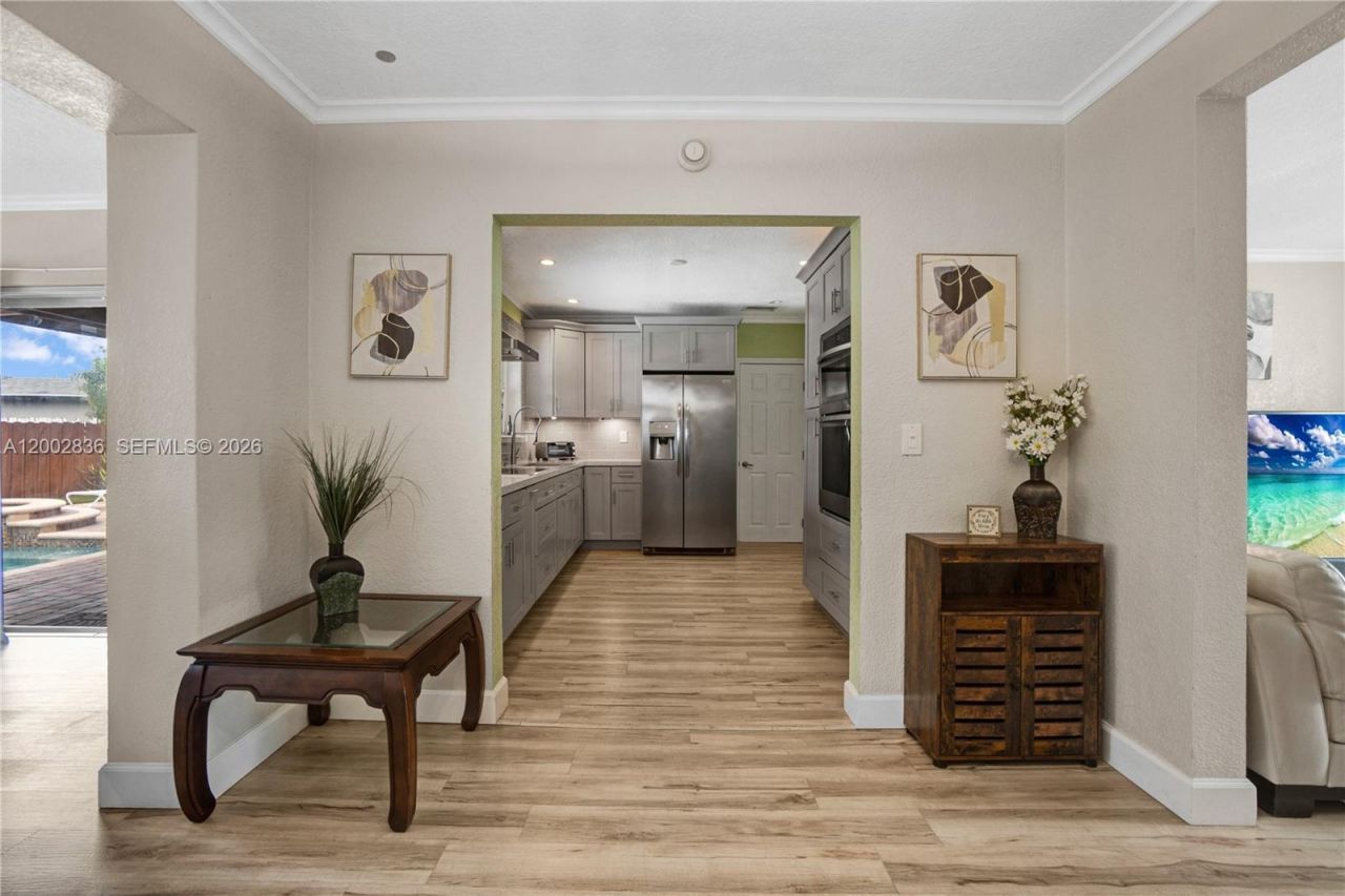 2310 De Soto Dr, Miramar, FL 33023 Photo