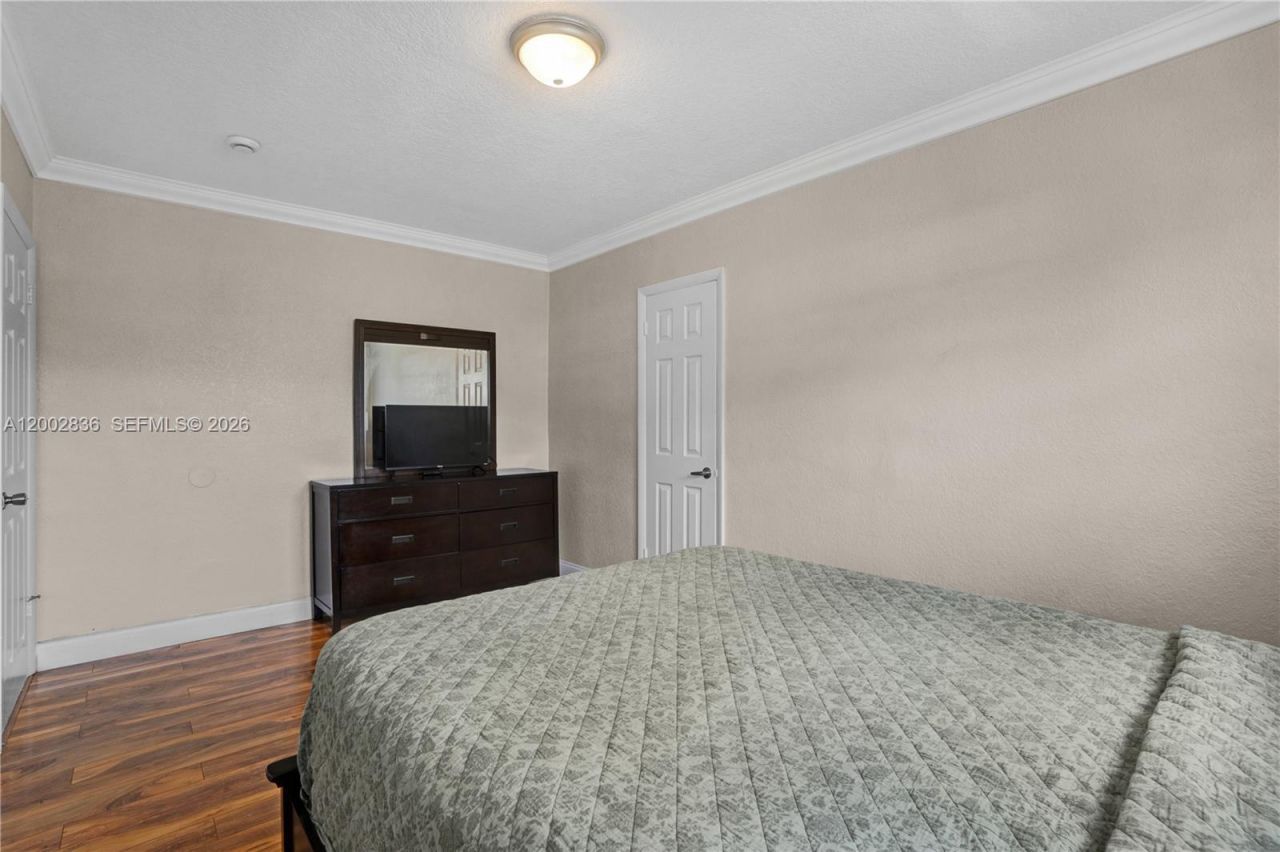 2310 De Soto Dr, Miramar, FL 33023 Photo