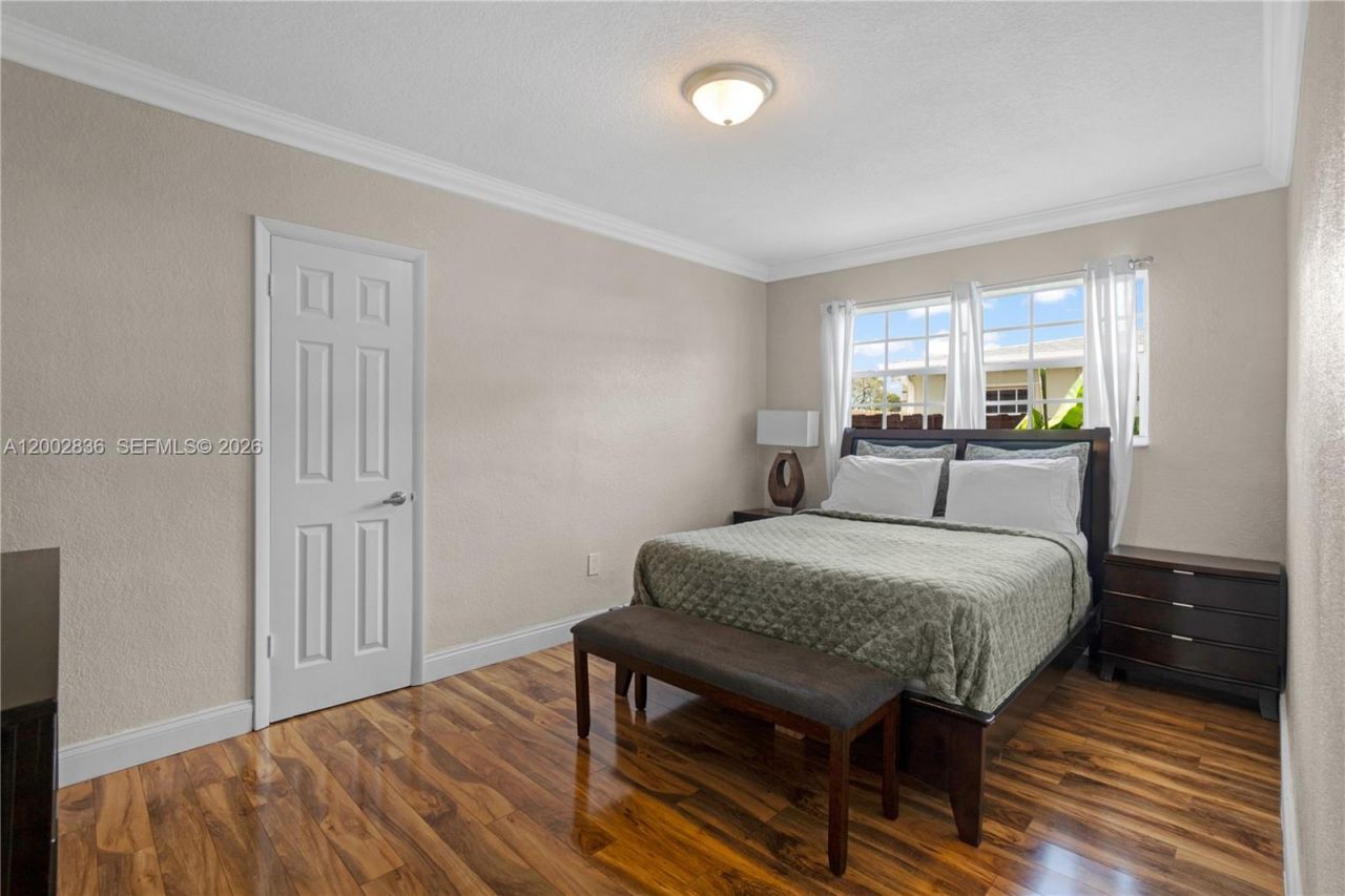 2310 De Soto Dr, Miramar, FL 33023 Photo