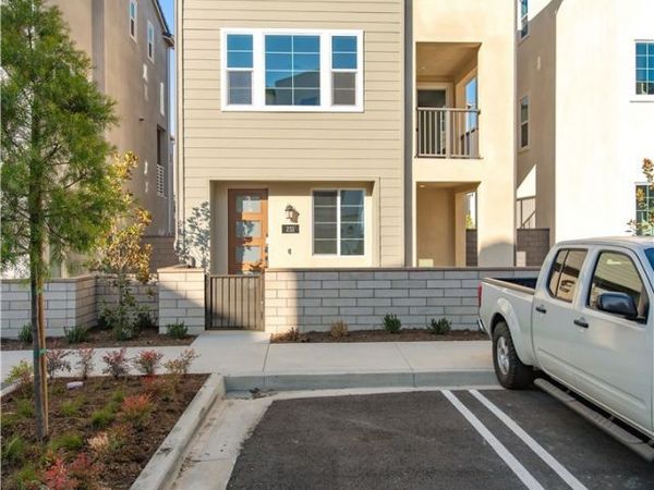231 Heartland Way , Rancho Mission Viejo, CA 92694