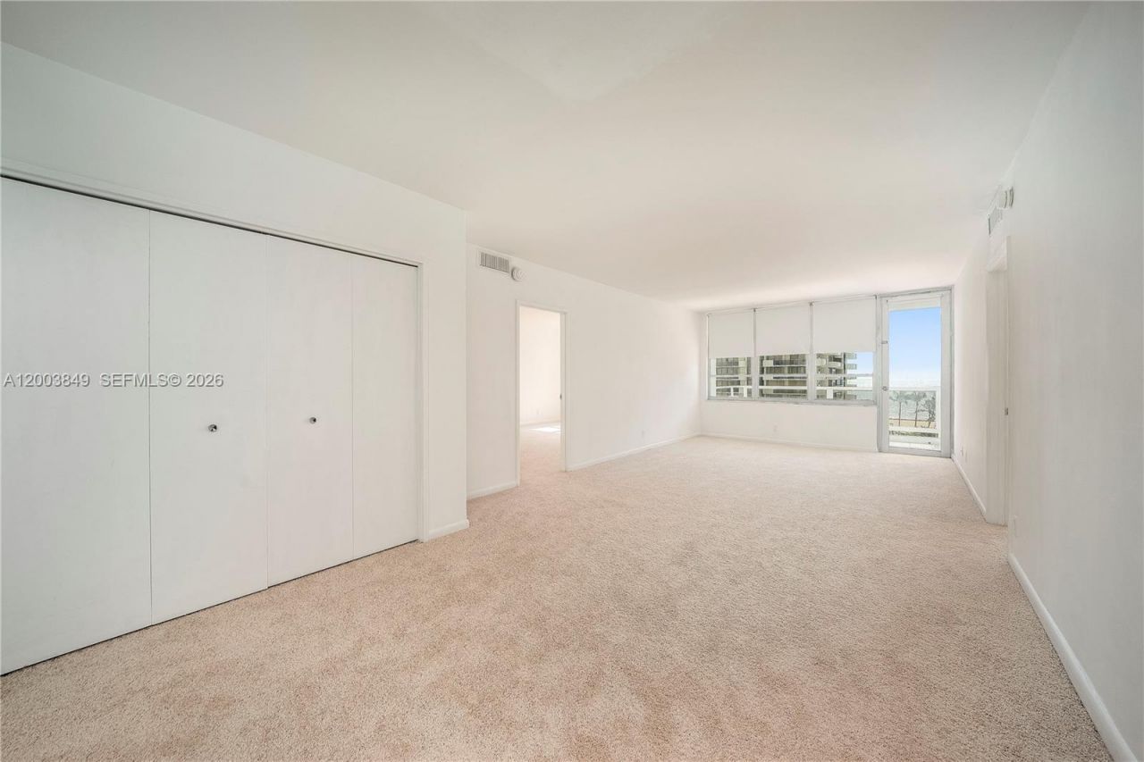 5700 Collins Ave, Unit 8A, Miami Beach, FL 33140 Photo