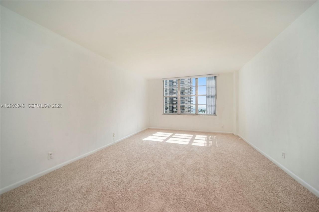 5700 Collins Ave, Unit 8A, Miami Beach, FL 33140 Photo
