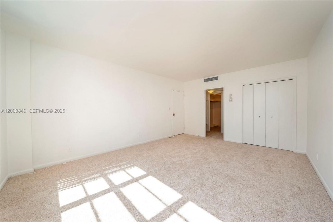 5700 Collins Ave, Unit 8A, Miami Beach, FL 33140 Photo