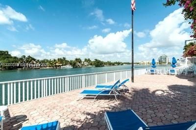 5700 Collins Ave, Unit 8A, Miami Beach, FL 33140 Photo