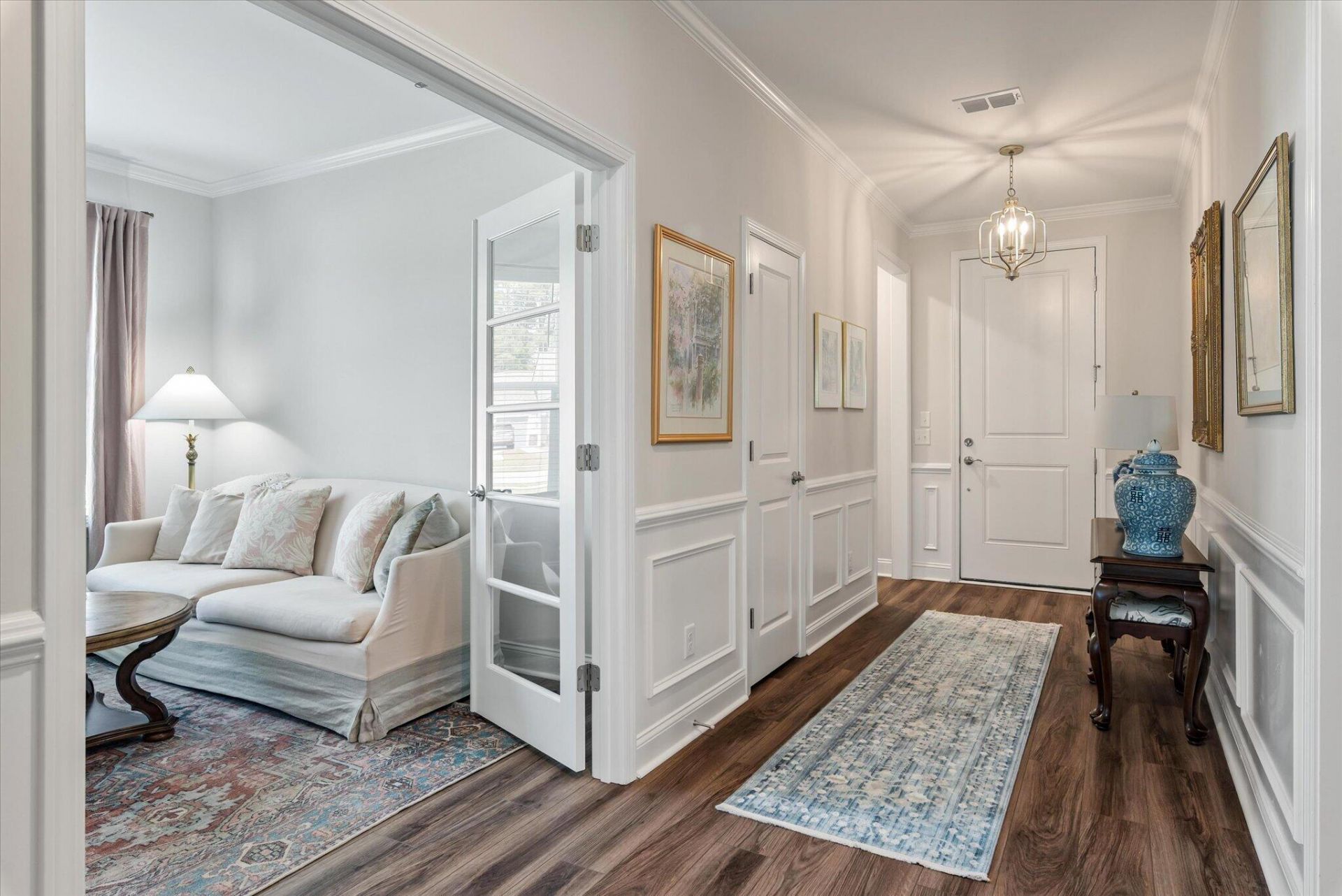 2020 Parish House Circle Photo 10