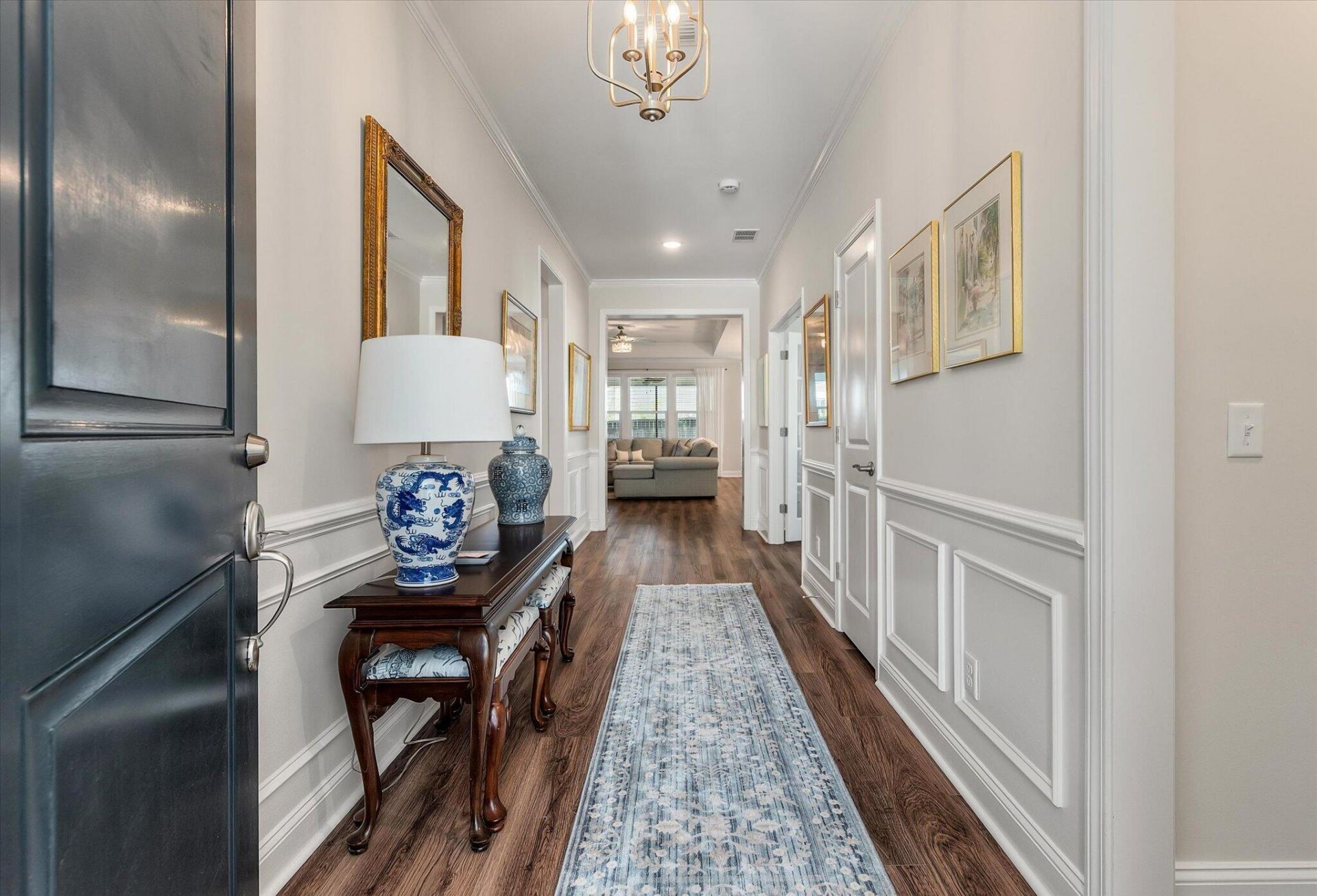 2020 Parish House Circle Photo 9