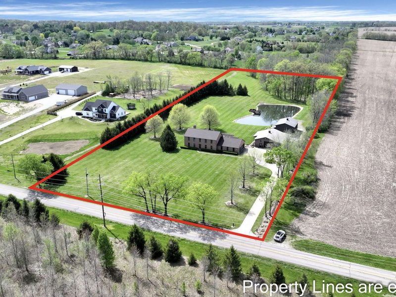 1995 Pickerington Road NW, Carroll, OH 43112 Photo 2