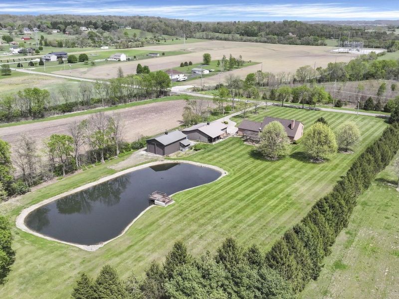 1995 Pickerington Road NW, Carroll, OH 43112 Photo 3