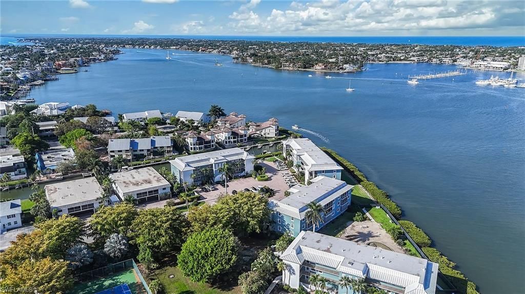 1200 Blue Point Ave, Unit A2, Naples, FL 34102 Photo