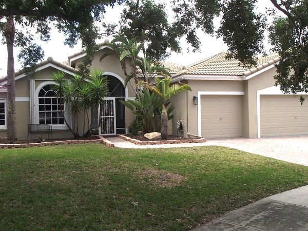 3945 Diamond Chip Court, Wellington, FL 33414