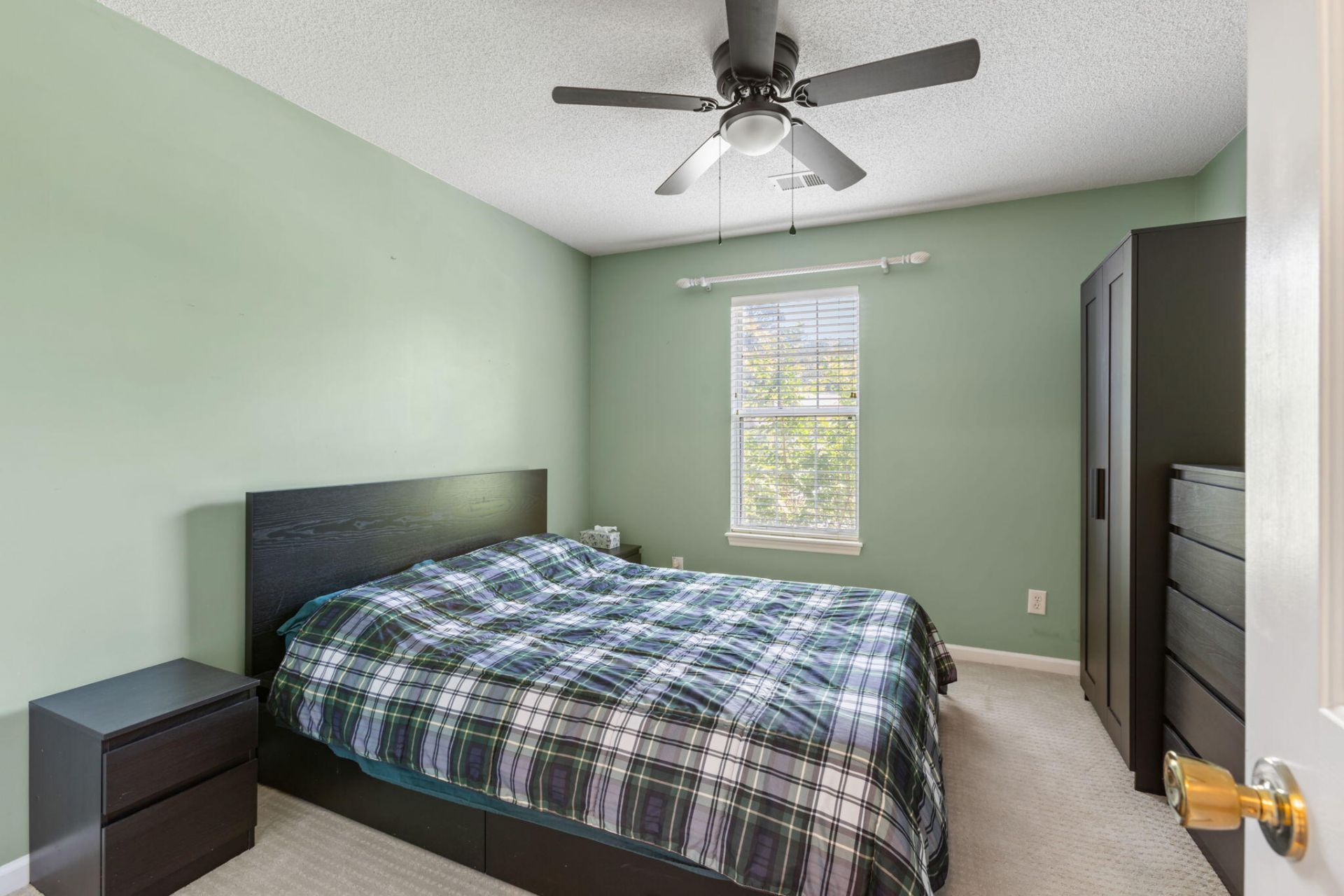 8527 Long Meadow Drive Photo 22