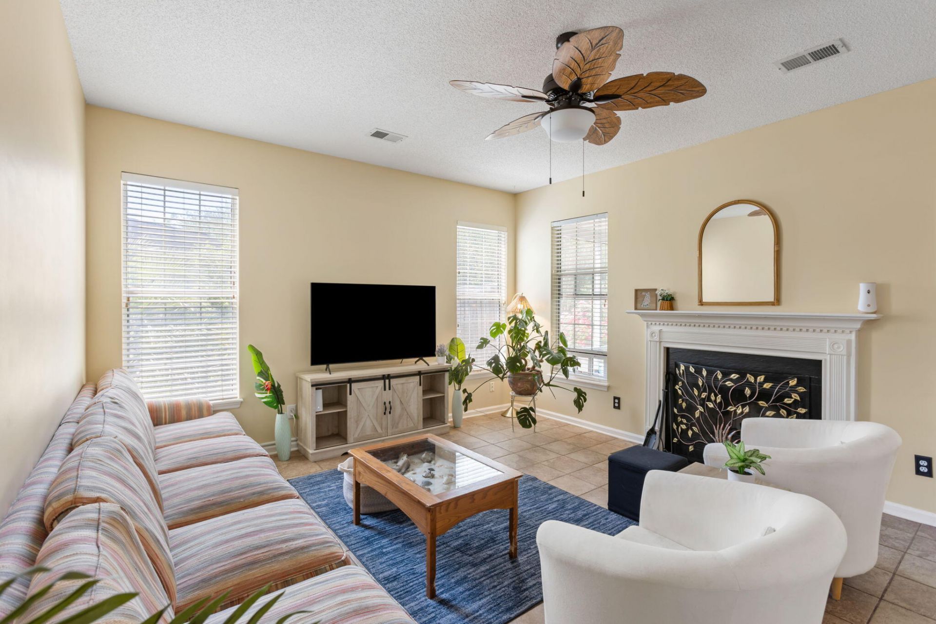 8527 Long Meadow Drive Photo 7