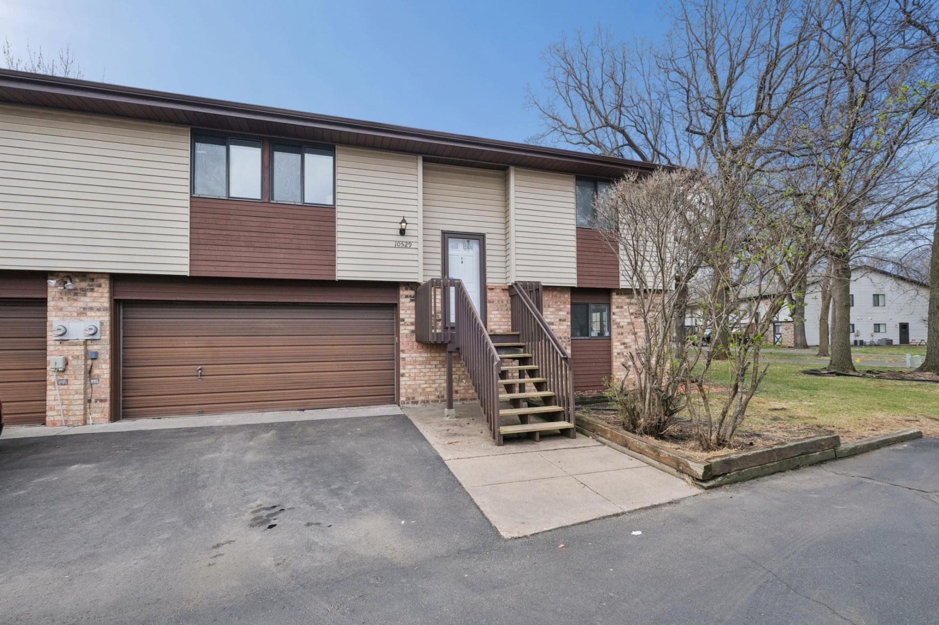 10529 Grouse Circle NW, Coon Rapids, MN 55433