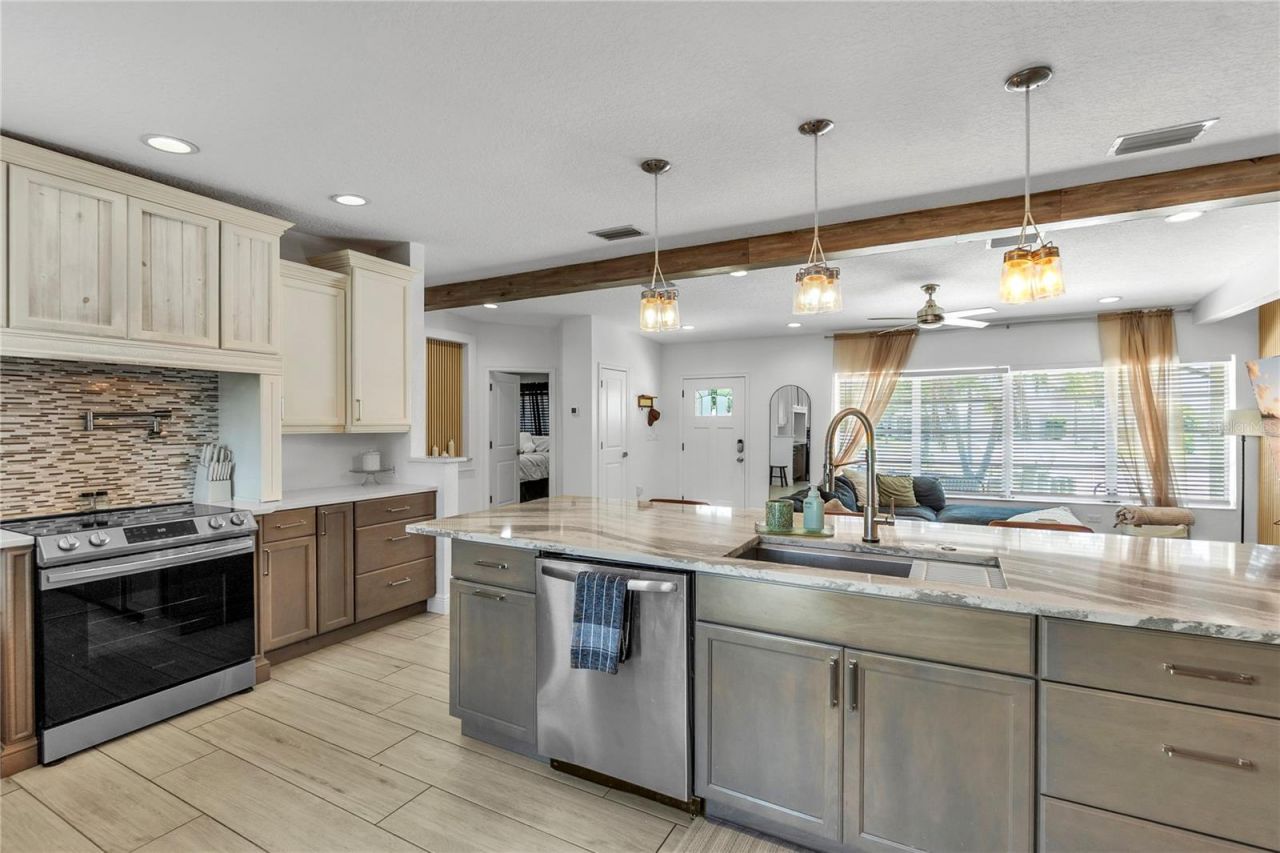 4612 7th Street Court E, Ellenton, FL 34222 Photo