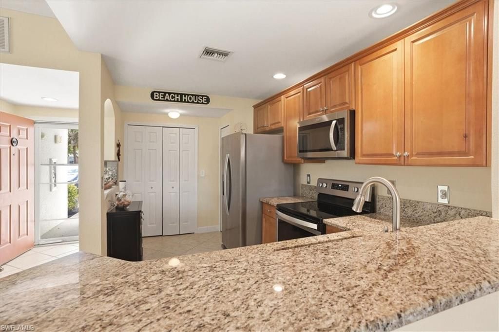 4223 Liron Ave, Unit 104, Fort Myers, FL 33916 Photo