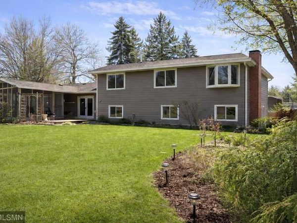 5770 Main Street W, Maple Plain, MN 55359