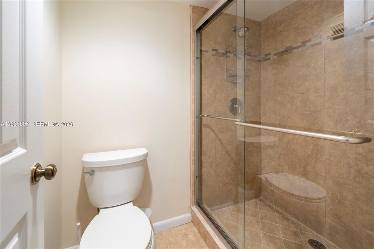 1530 Whitehall Dr, Unit 302, Davie, FL 33324 Photo