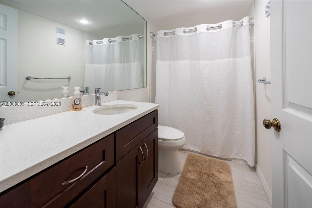 1530 Whitehall Dr, Unit 302, Davie, FL 33324 Photo