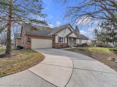 39797 Muirfield Lane, Northville Twp, MI 48168