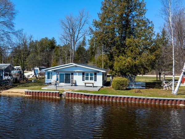 5445 Beal City Road W, Weidman, MI 48893
