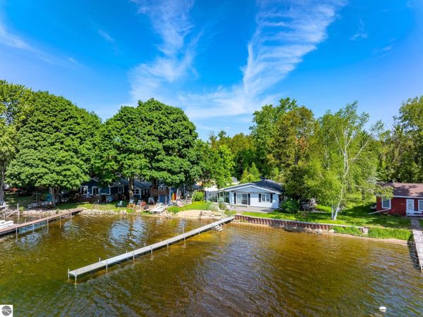 5445 Beal City Road W, Weidman, MI 48893