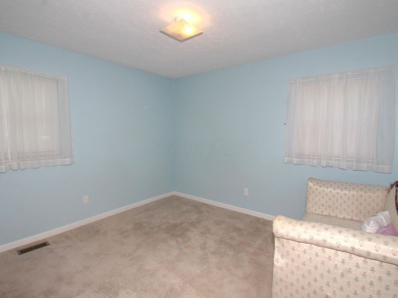 253 Washington Avenue , London, OH 43140 Photo 17