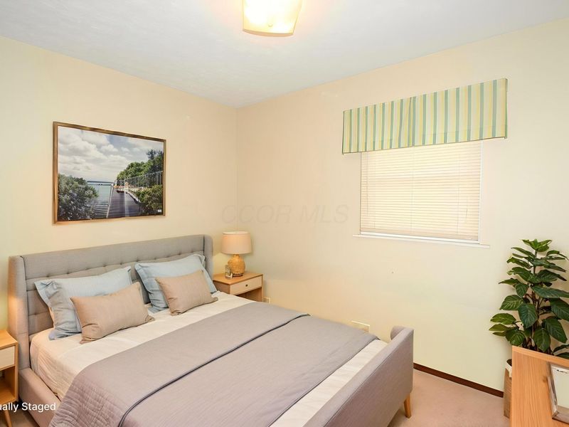 253 Washington Avenue , London, OH 43140 Photo 20