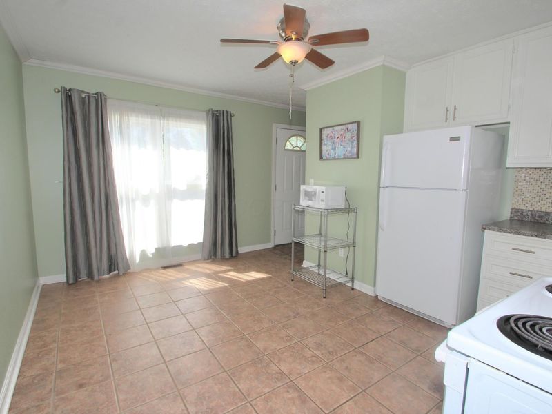 253 Washington Avenue , London, OH 43140 Photo 7