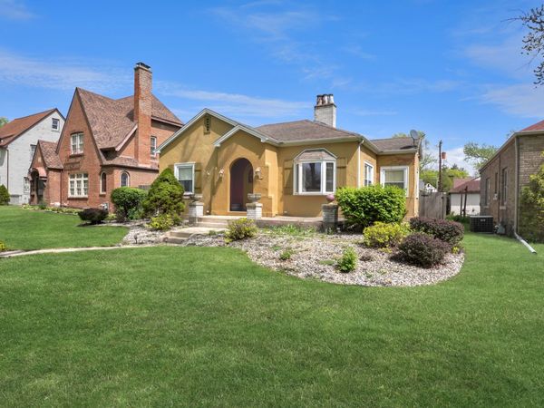 1134 S Myrtle Avenue , Kankakee, IL 60901