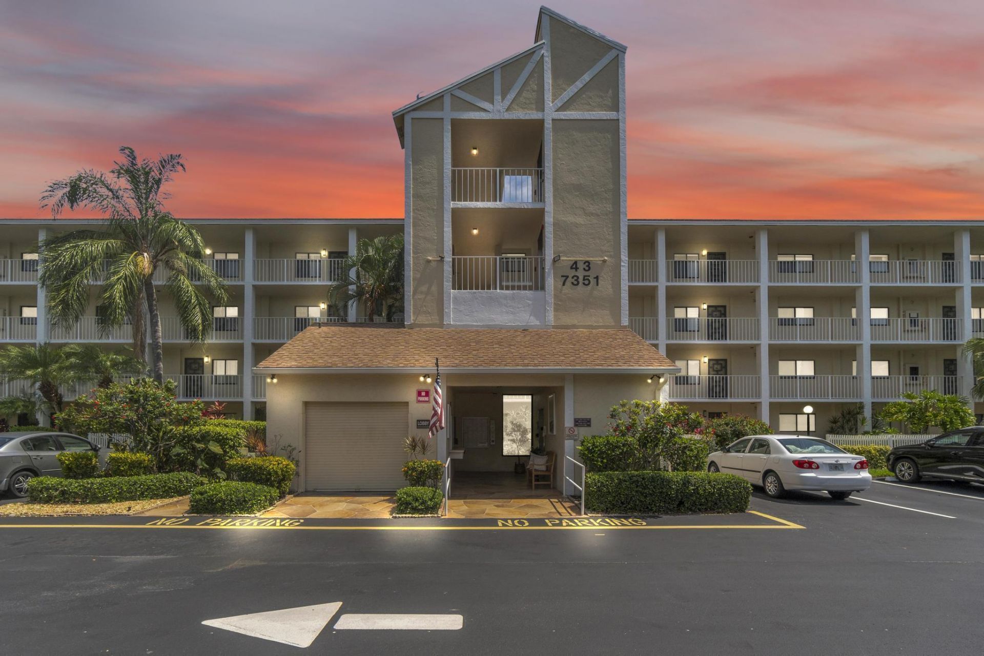 7351 Kinghurst Drive, Unit 108, Delray Beach, FL 33446 Photo