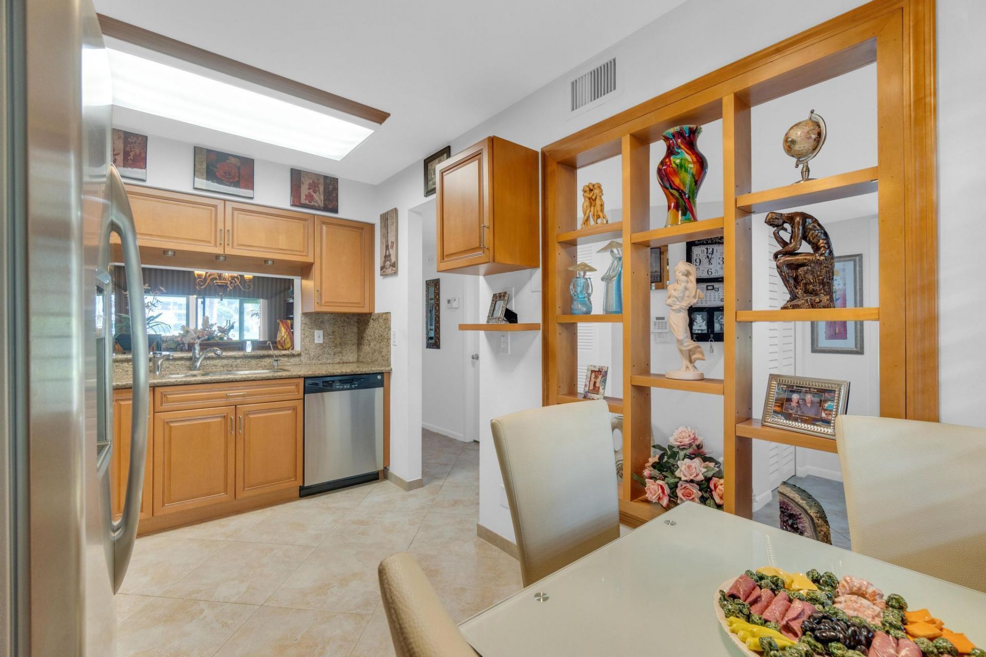 7351 Kinghurst Drive, Unit 108, Delray Beach, FL 33446 Photo