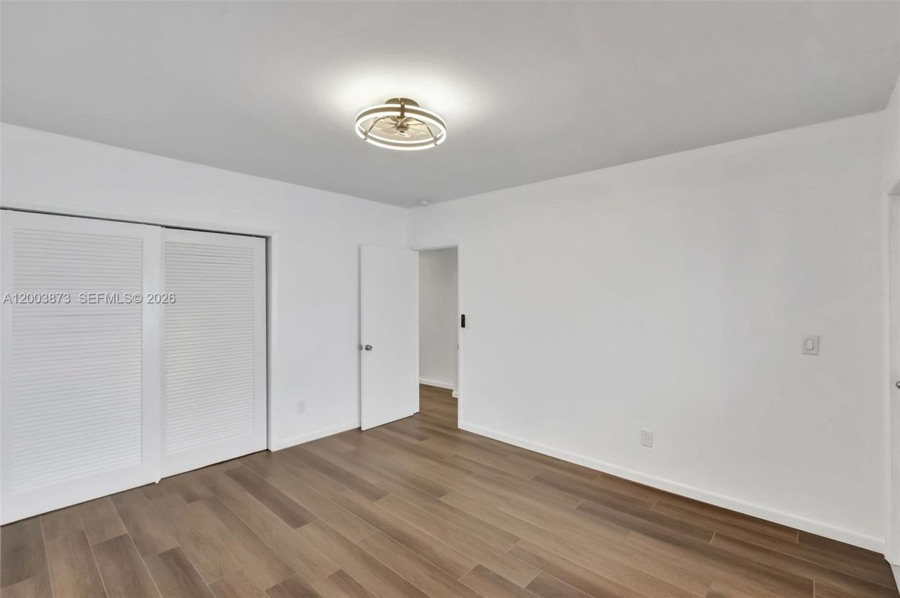 1334 Euclid Ave , Unit 8, Miami Beach, FL 33139 Photo