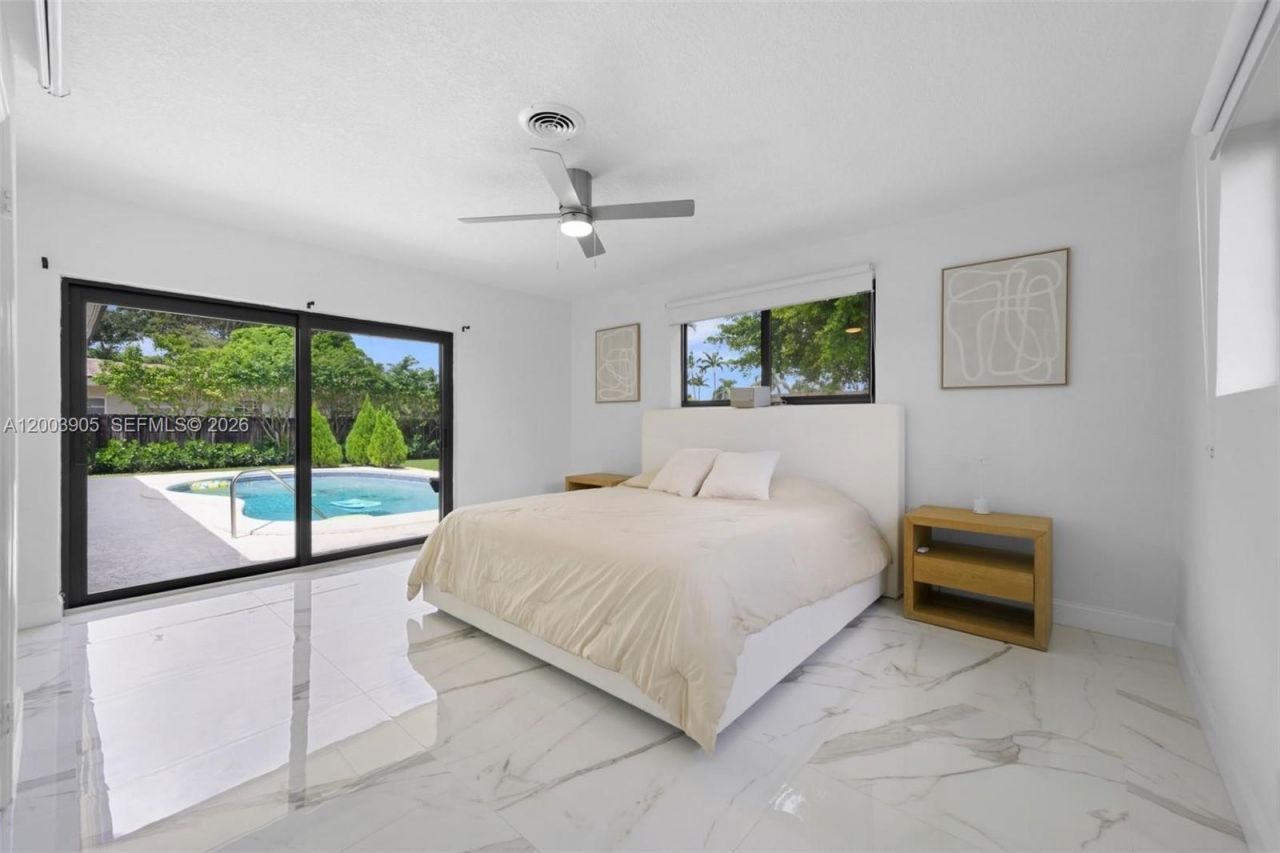 1951 NE 187th Dr, North Miami Beach, FL 33179 Photo