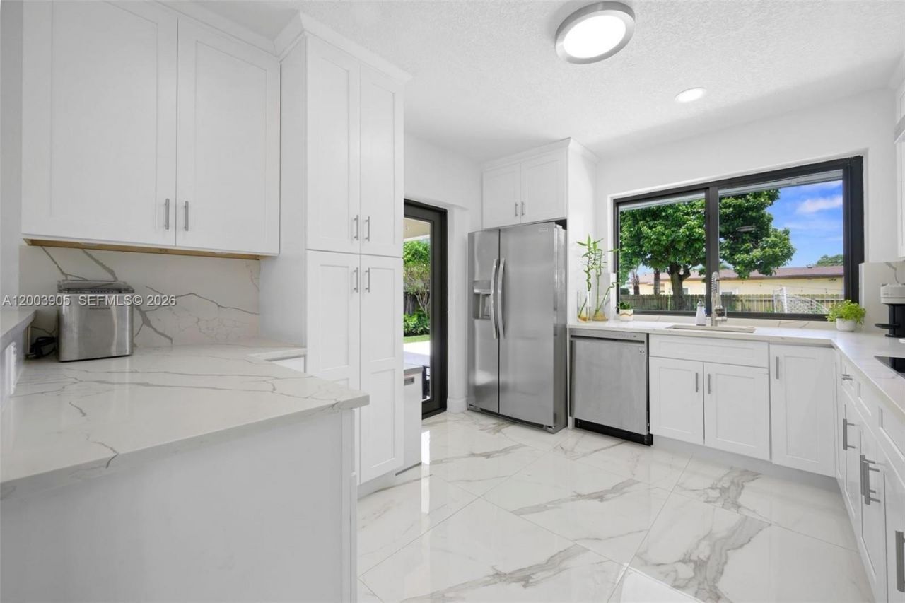1951 NE 187th Dr, North Miami Beach, FL 33179 Photo