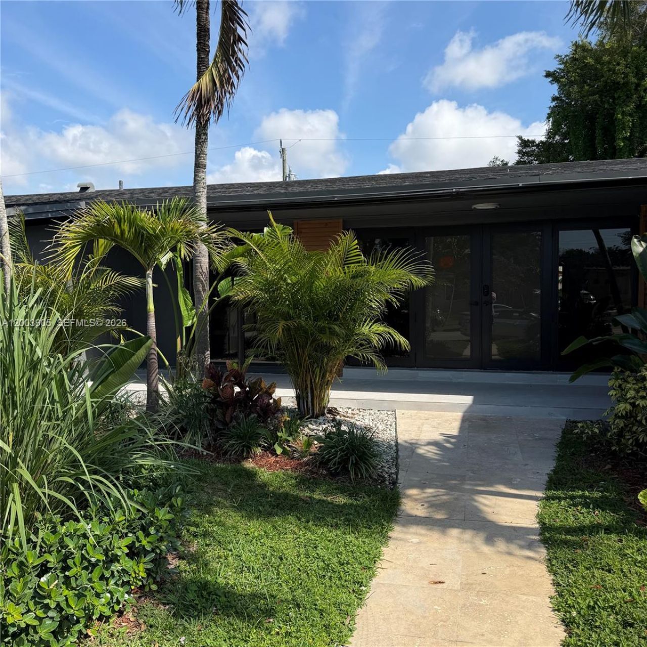 1951 NE 187th Dr, North Miami Beach, FL 33179 Photo