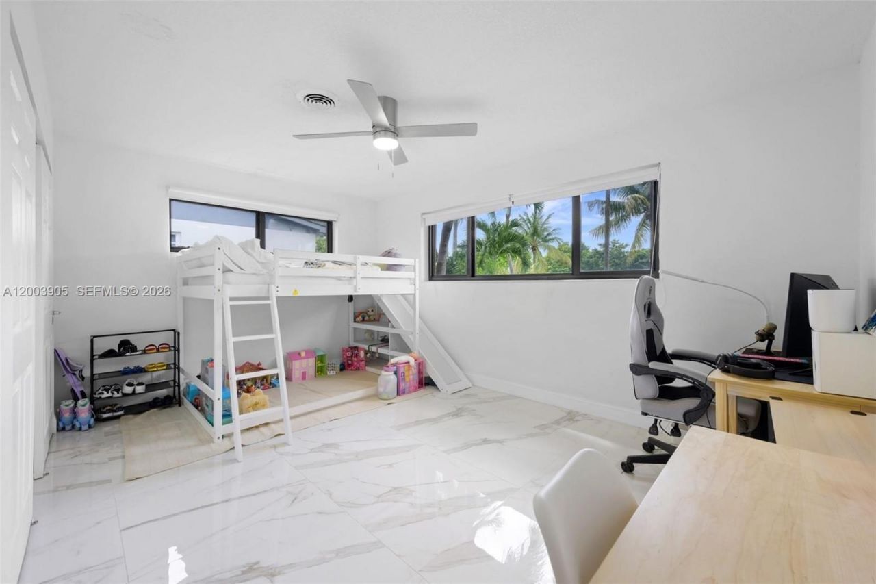 1951 NE 187th Dr, North Miami Beach, FL 33179 Photo