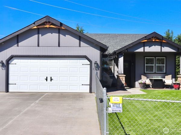 1324 S Cougar Drive, Moses Lake, WA 98837
