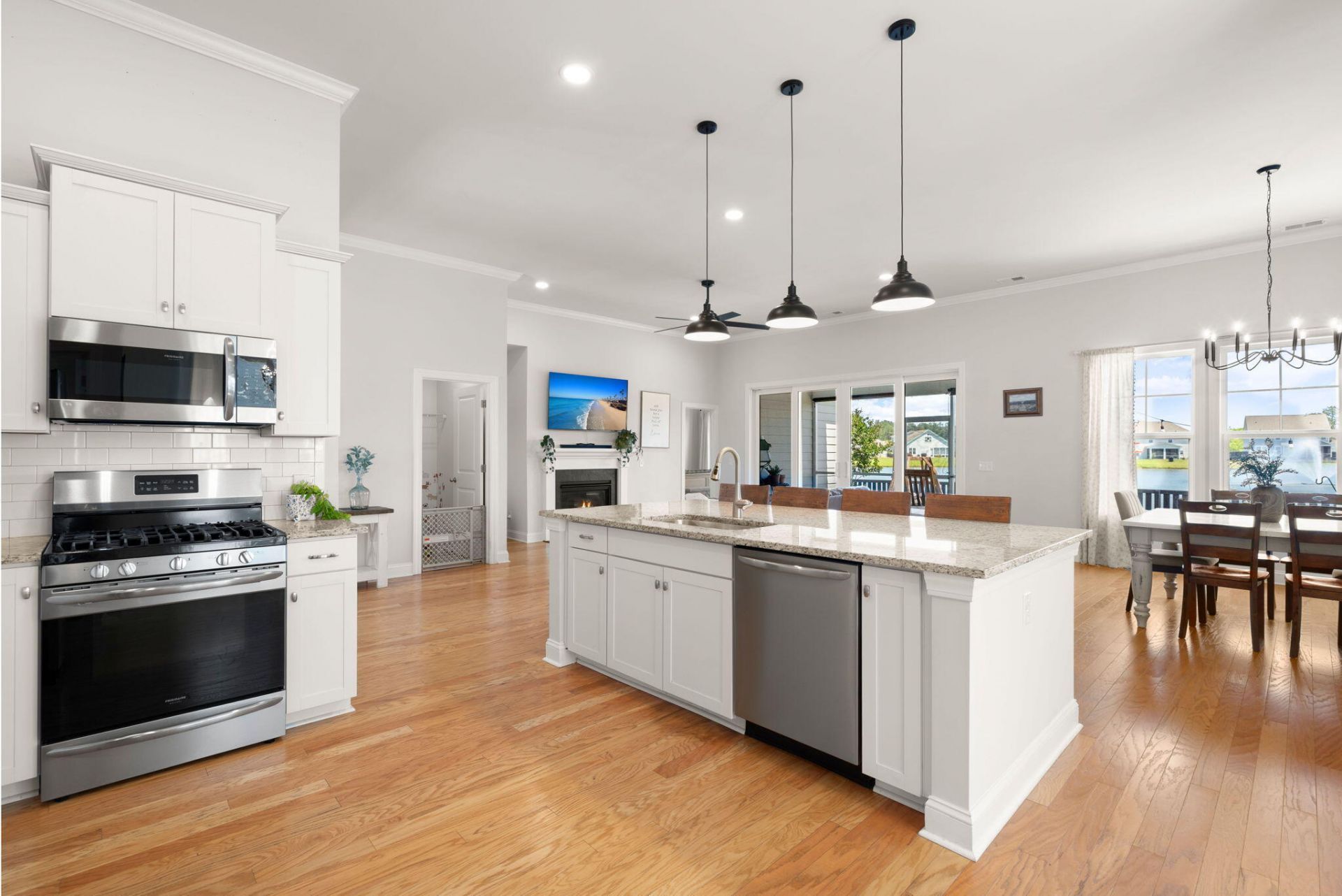 222 Seaworthy Street Photo 27