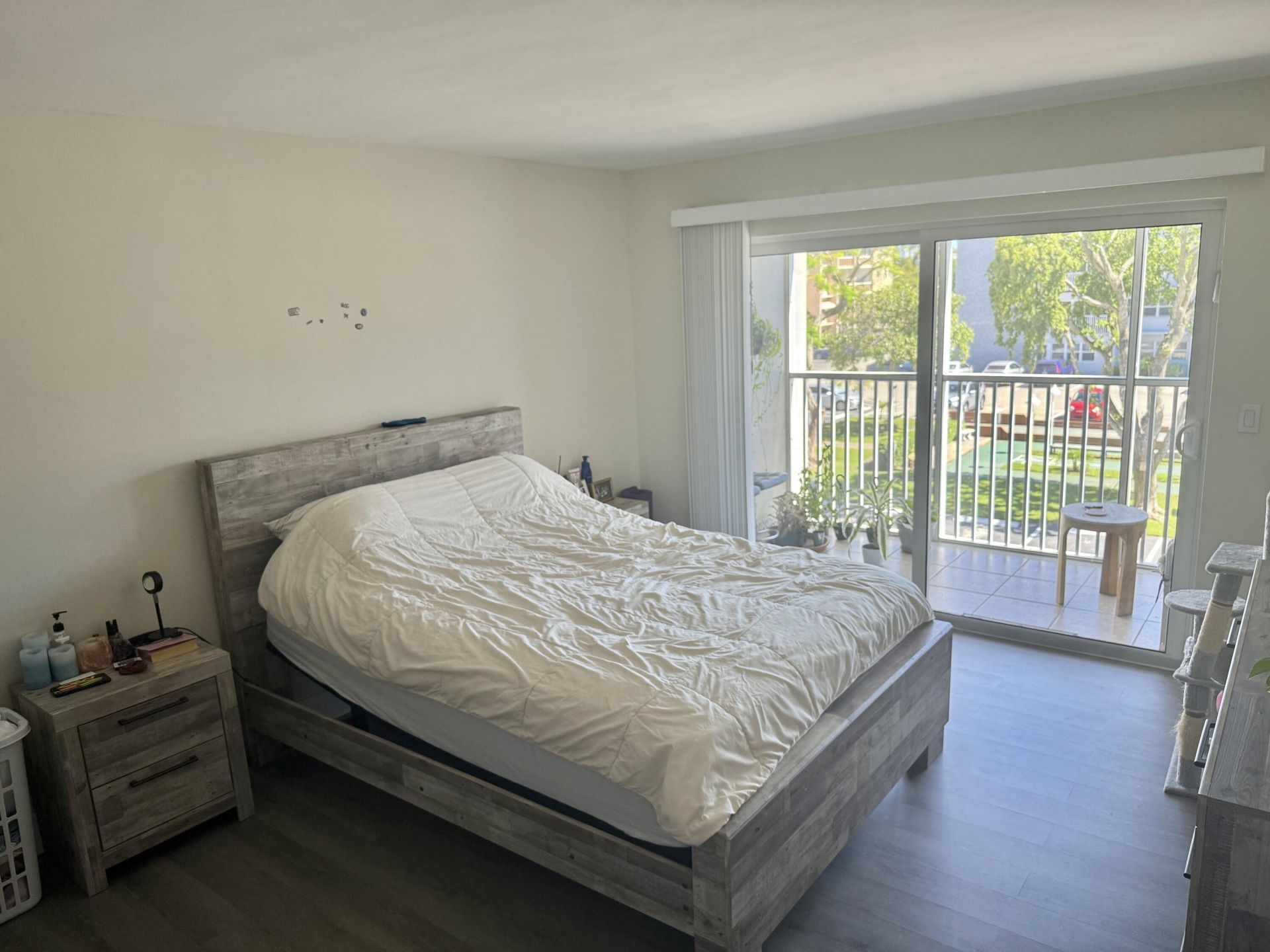 330 SE 2nd Street, Unit 303h, Hallandale Beach, FL 33009 Photo