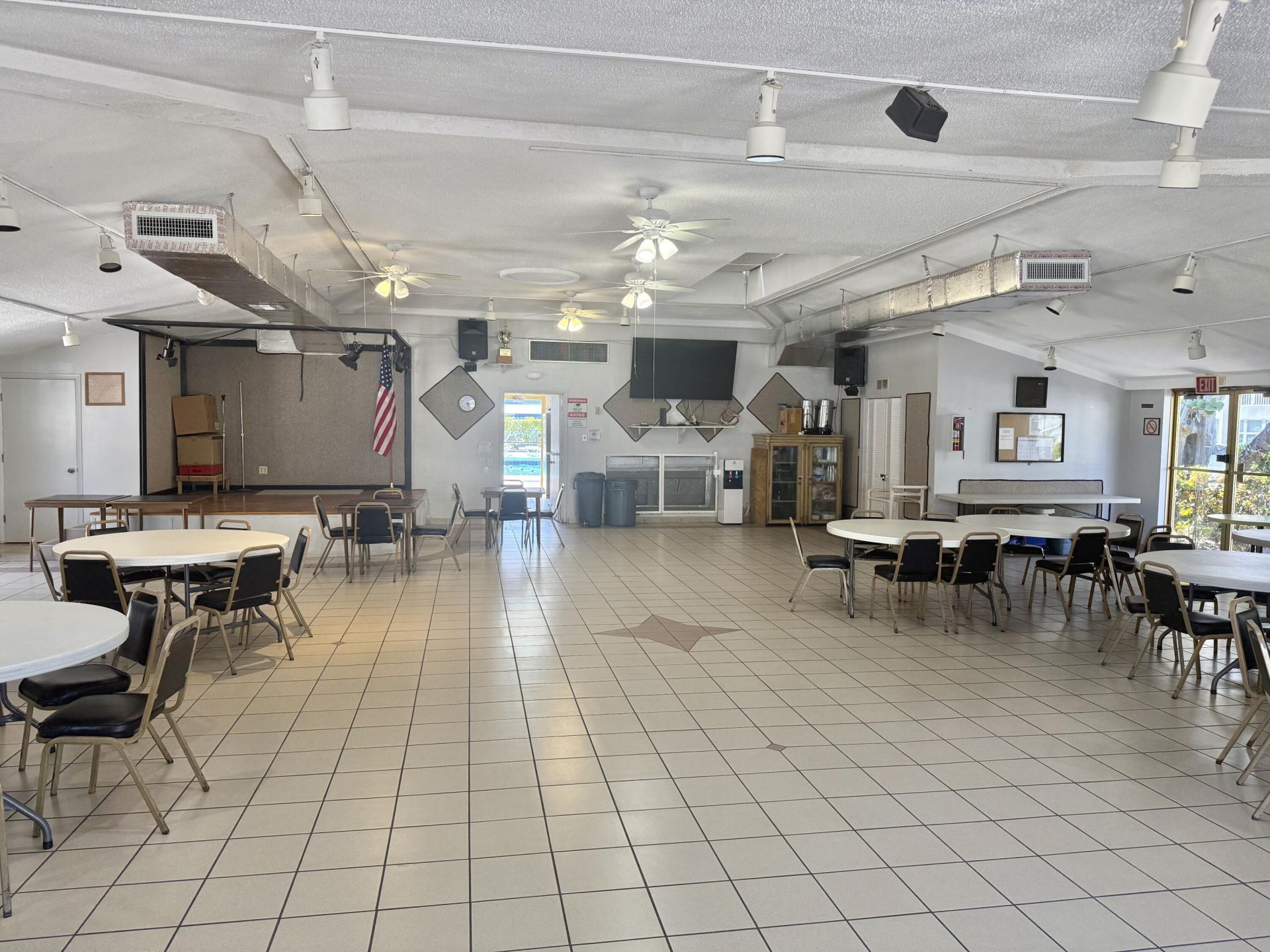 330 SE 2nd Street, Unit 303h, Hallandale Beach, FL 33009 Photo