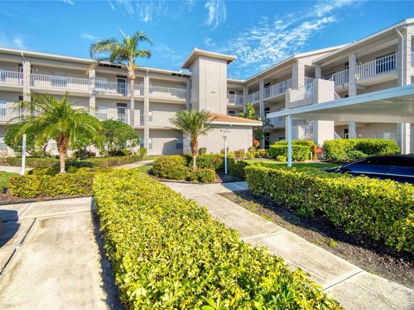 9610 CLUB SOUTH CIRCLE , Unit # 4207, SARASOTA, FL 34238