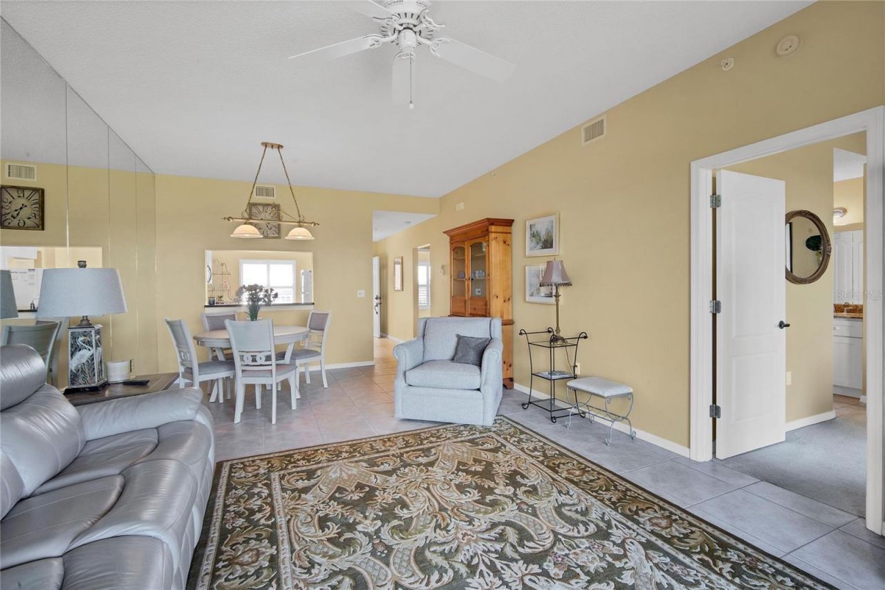 9610 Club South Circle, Unit # 4207, Sarasota, FL 34238 Photo