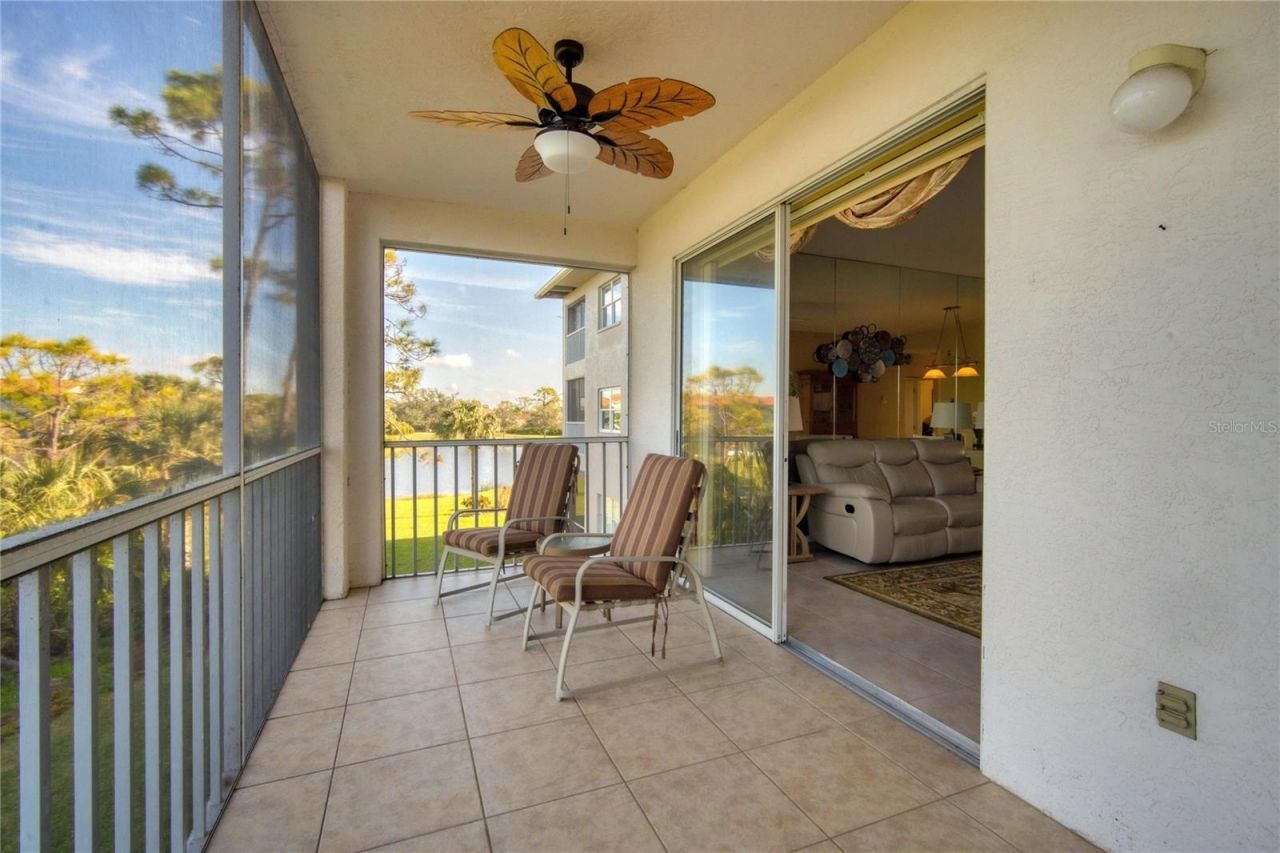 9610 Club South Circle, Unit # 4207, Sarasota, FL 34238 Photo