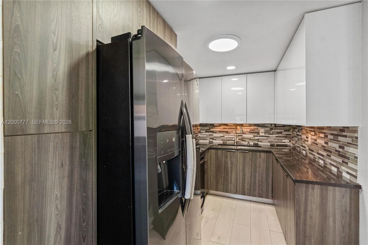 1705 W 57th St, Unit 506, Hialeah, FL 33012 Photo