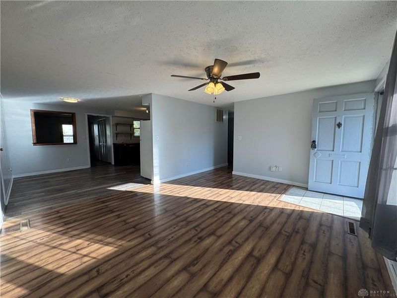 7176 Klyemore Drive, Huber Heights, OH 45424 Photo 3