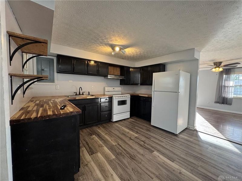 7176 Klyemore Drive, Huber Heights, OH 45424 Photo 5