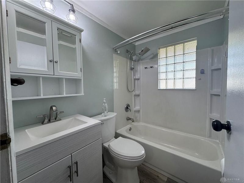 7176 Klyemore Drive, Huber Heights, OH 45424 Photo 9